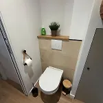 L'o Du Chai T2 Lumineux Et Climatise Fronton