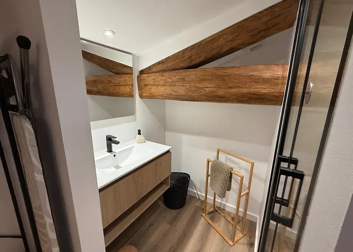 L'o Du Chai T2 Lumineux Et Climatise *